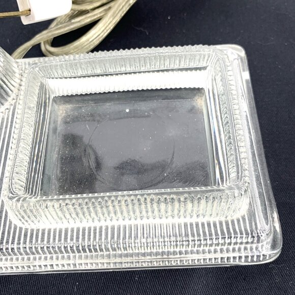 Boudoir Lamp Clear Glass Vanity Accent Dresser Desk Ashtray Trinket Dish 8.5"Vtg - Picture 3 of 9